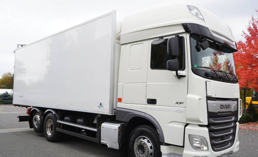 DAF XF 450 6×2 E6 / Refrigerator Lacapitaine / ATP/FRC to 2027 / 18 pallets - Külmutiga veoauto: pilt 3 DAF XF 450 6×2 E6 / Refrigerator Lacapitaine / ATP/FRC to 2027 / 18 pallets - Külmutiga veoauto: pilt 3