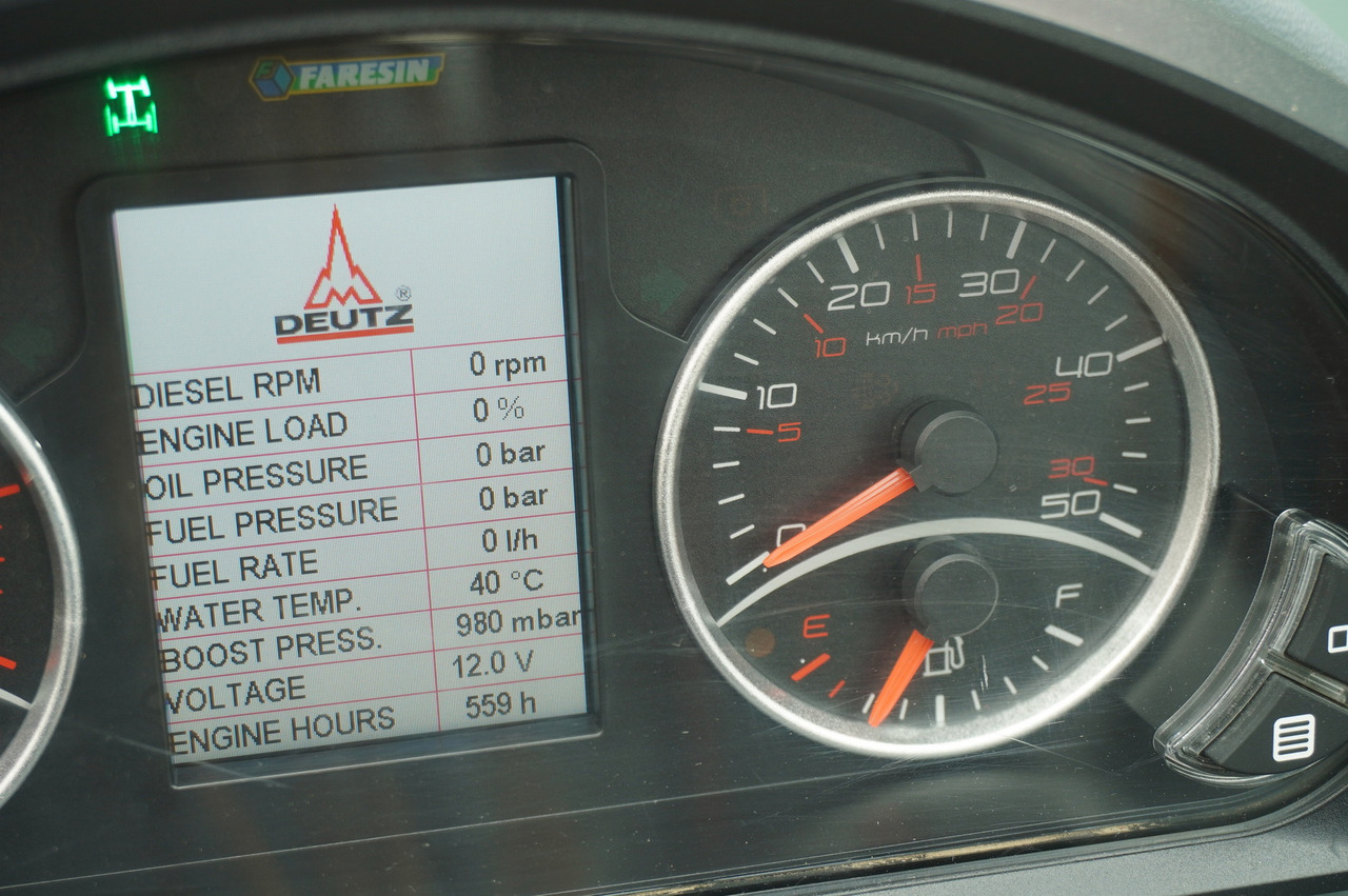 Faresin 730C Classic 55 /  NEW / 550 MTH!!! / reach 7 m / joystick - Teleskooprataslaadur: pilt 2 Faresin 730C Classic 55 /  NEW / 550 MTH!!! / reach 7 m / joystick - Teleskooprataslaadur: pilt 2