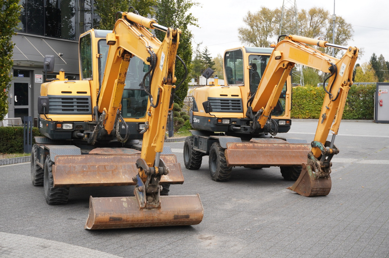 Hyundai Robex 55W-9 Wheeled Excavator 5.5t / 2pcs - Miniekskavaator: pilt 5 Hyundai Robex 55W-9 Wheeled Excavator 5.5t / 2pcs - Miniekskavaator: pilt 5