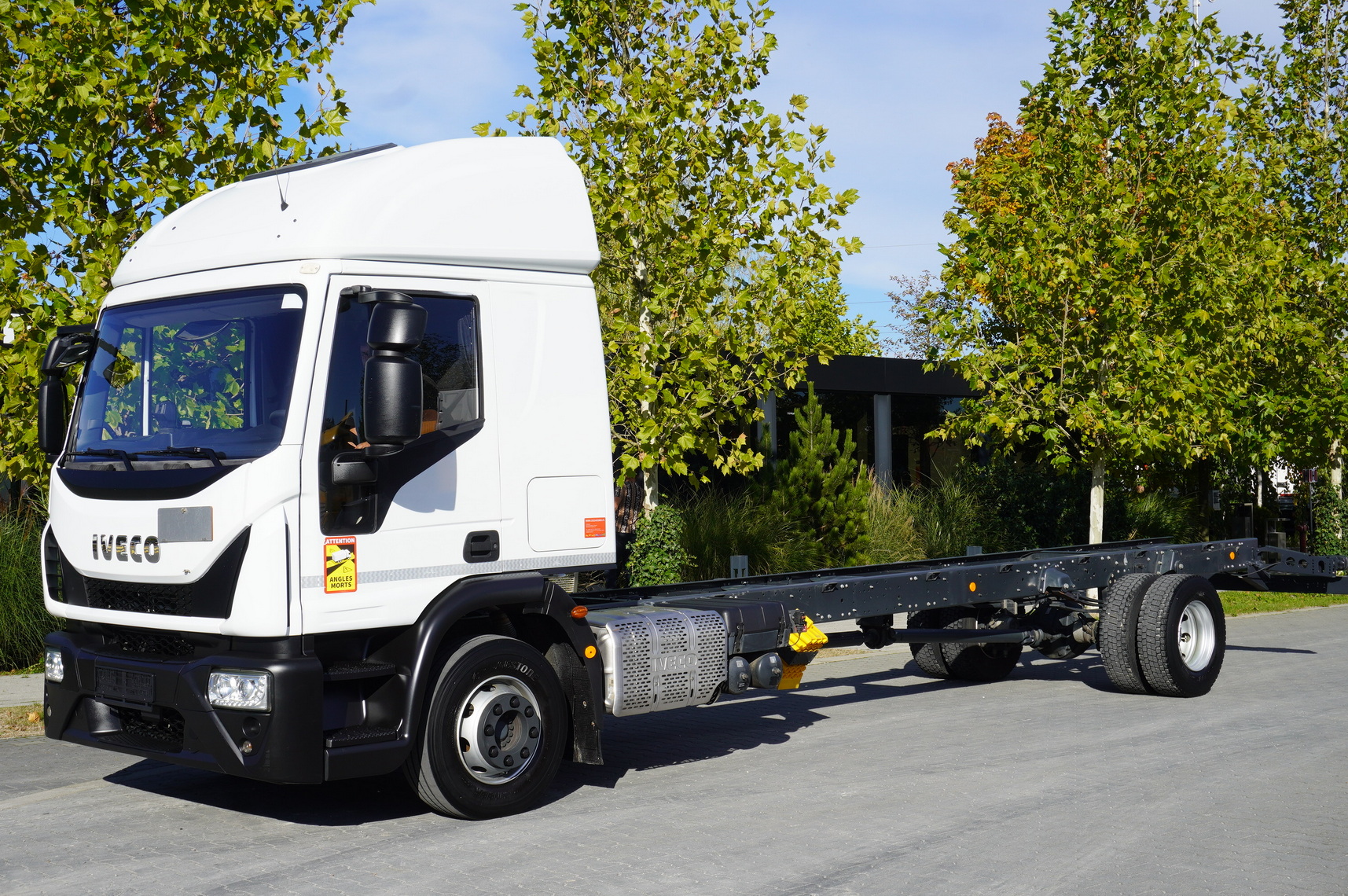 IVECO Eurocargo 140e19 4×2 E6 Glob / ADR / frame 8,1m - Kabiinišassiiga veoauto: pilt 1 IVECO Eurocargo 140e19 4×2 E6 Glob / ADR / frame 8,1m - Kabiinišassiiga veoauto: pilt 1