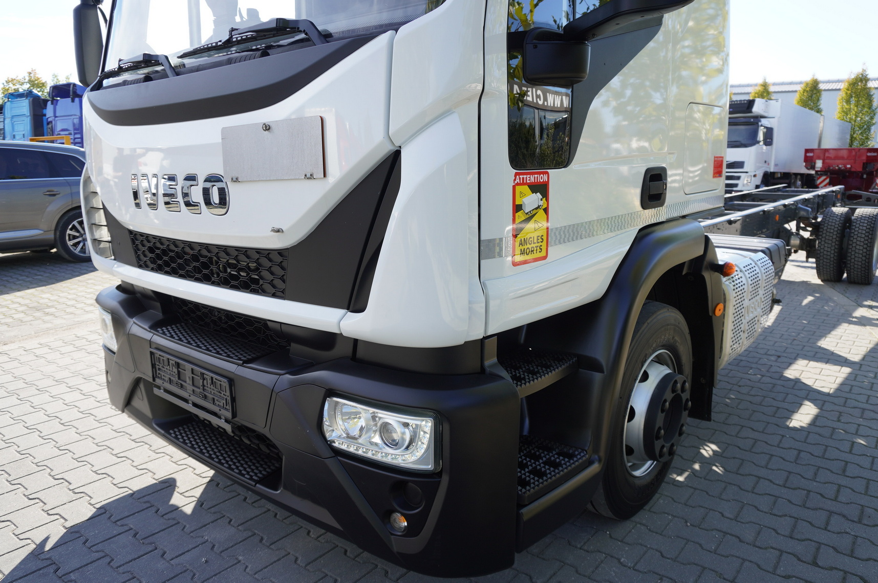IVECO Eurocargo 140e19 4×2 E6 Glob / ADR / frame 8,1m - Kabiinišassiiga veoauto: pilt 5 IVECO Eurocargo 140e19 4×2 E6 Glob / ADR / frame 8,1m - Kabiinišassiiga veoauto: pilt 5
