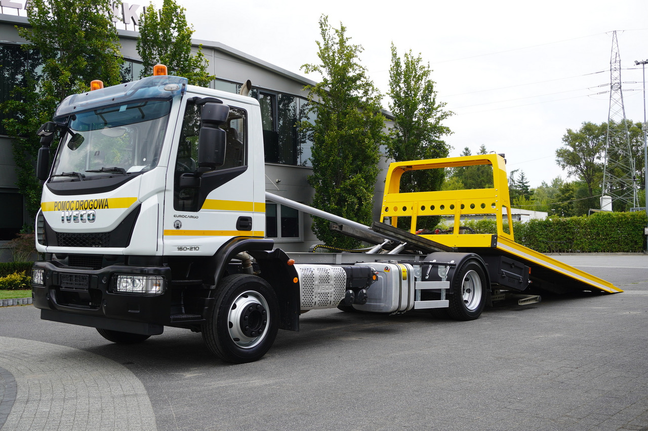 IVECO Eurocargo 160-210 / 75,000 km! / OMARS lowered tow truck platform / Fork - Puksiirauto: pilt 4 IVECO Eurocargo 160-210 / 75,000 km! / OMARS lowered tow truck platform / Fork - Puksiirauto: pilt 4
