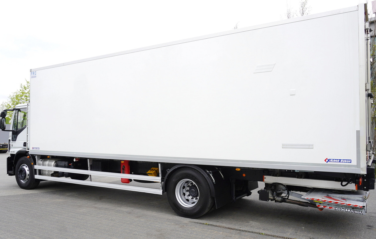 IVECO Eurocargo 190-280L E6 4x2 / Refrigerator / Dhollandia DHSM.20 tail lift / 21 pallets - Külmutiga veoauto: pilt 3 IVECO Eurocargo 190-280L E6 4x2 / Refrigerator / Dhollandia DHSM.20 tail lift / 21 pallets - Külmutiga veoauto: pilt 3