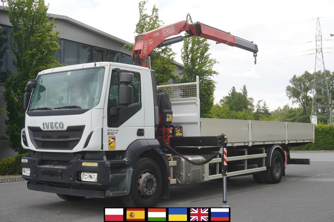 IVECO STRALIS 19.310 E6 / Flatbed 19 EPAL / FASSI F135 / 225 MTH! / 5.7 T - Kraanaga veoauto, Kraanaga veoauto: pilt 1 IVECO STRALIS 19.310 E6 / Flatbed 19 EPAL / FASSI F135 / 225 MTH! / 5.7 T - Kraanaga veoauto, Kraanaga veoauto: pilt 1