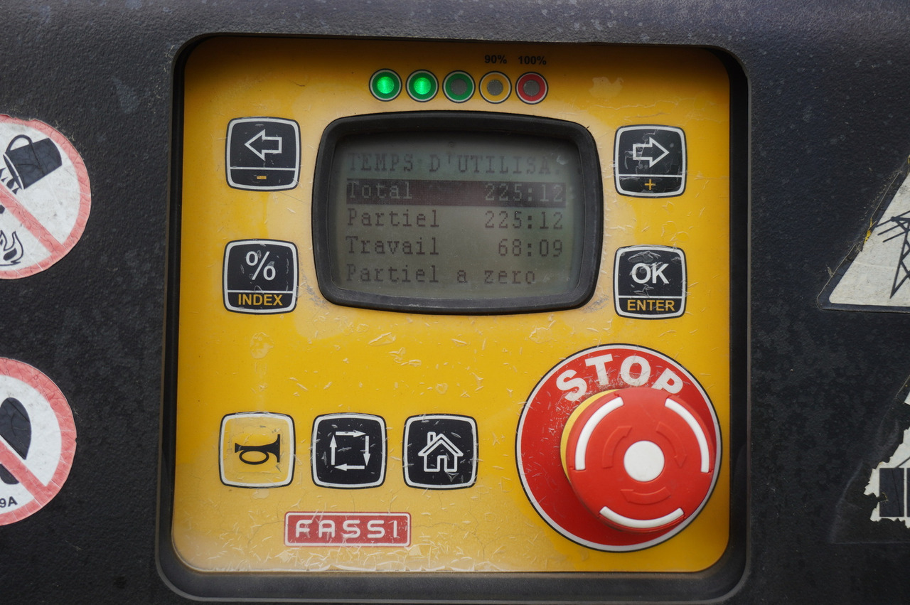 IVECO STRALIS 19.310 E6 / Flatbed 19 EPAL / FASSI F135 / 225 MTH! / 5.7 T - Madelveok/ Platvormveok, Kraanaga veoauto: pilt 2 IVECO STRALIS 19.310 E6 / Flatbed 19 EPAL / FASSI F135 / 225 MTH! / 5.7 T - Madelveok/ Platvormveok, Kraanaga veoauto: pilt 2