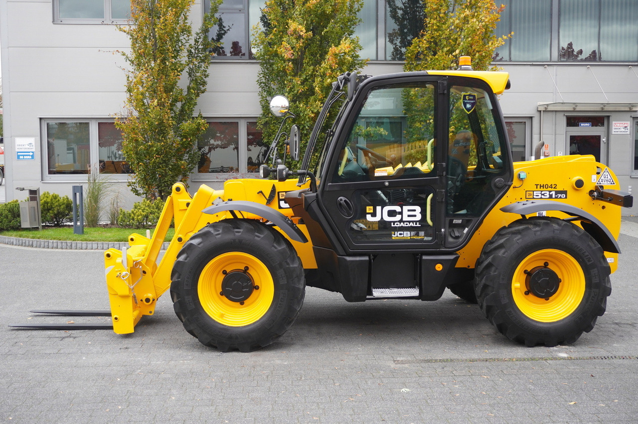 JCB 531-70 / 900 MTH telescopic charger! / 3.1 T / 7 M - Teleskooprataslaadur: pilt 3 JCB 531-70 / 900 MTH telescopic charger! / 3.1 T / 7 M - Teleskooprataslaadur: pilt 3