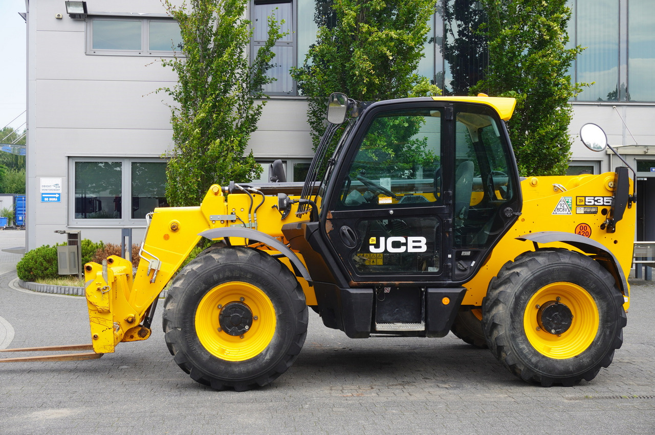 JCB 535-95 / 3.5 T / range 9.5 m / joystick / 2021 - Teleskooprataslaadur: pilt 4 JCB 535-95 / 3.5 T / range 9.5 m / joystick / 2021 - Teleskooprataslaadur: pilt 4