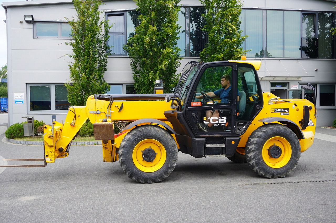 JCB 540-140 telescopic loader / 14 m range / 1800 MTH - Teleskooprataslaadur: pilt 3 JCB 540-140 telescopic loader / 14 m range / 1800 MTH - Teleskooprataslaadur: pilt 3