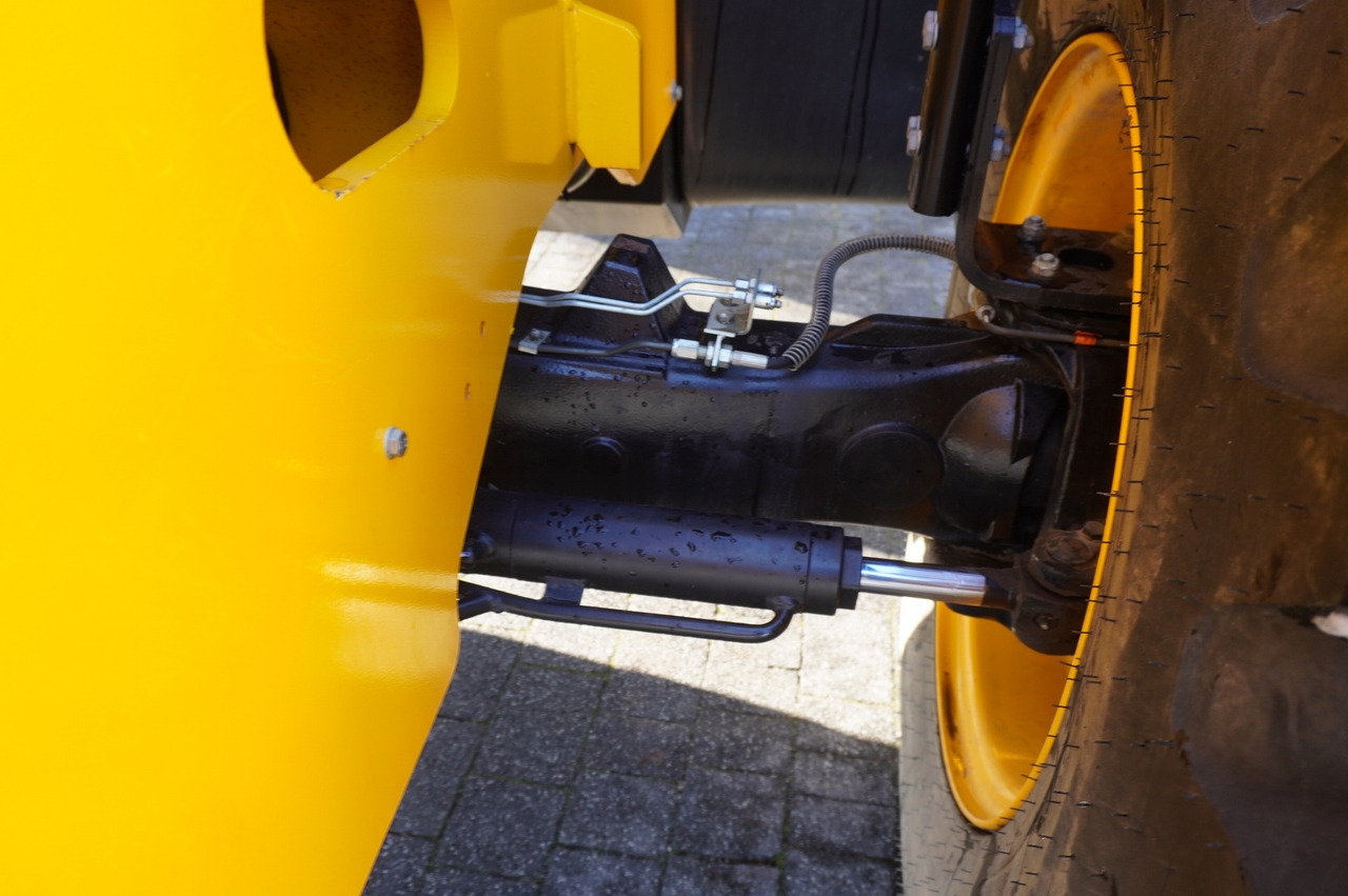 Teleskooprataslaadur JCB 540-170 Telescopic Loader / 17m / joystick: pilt 31