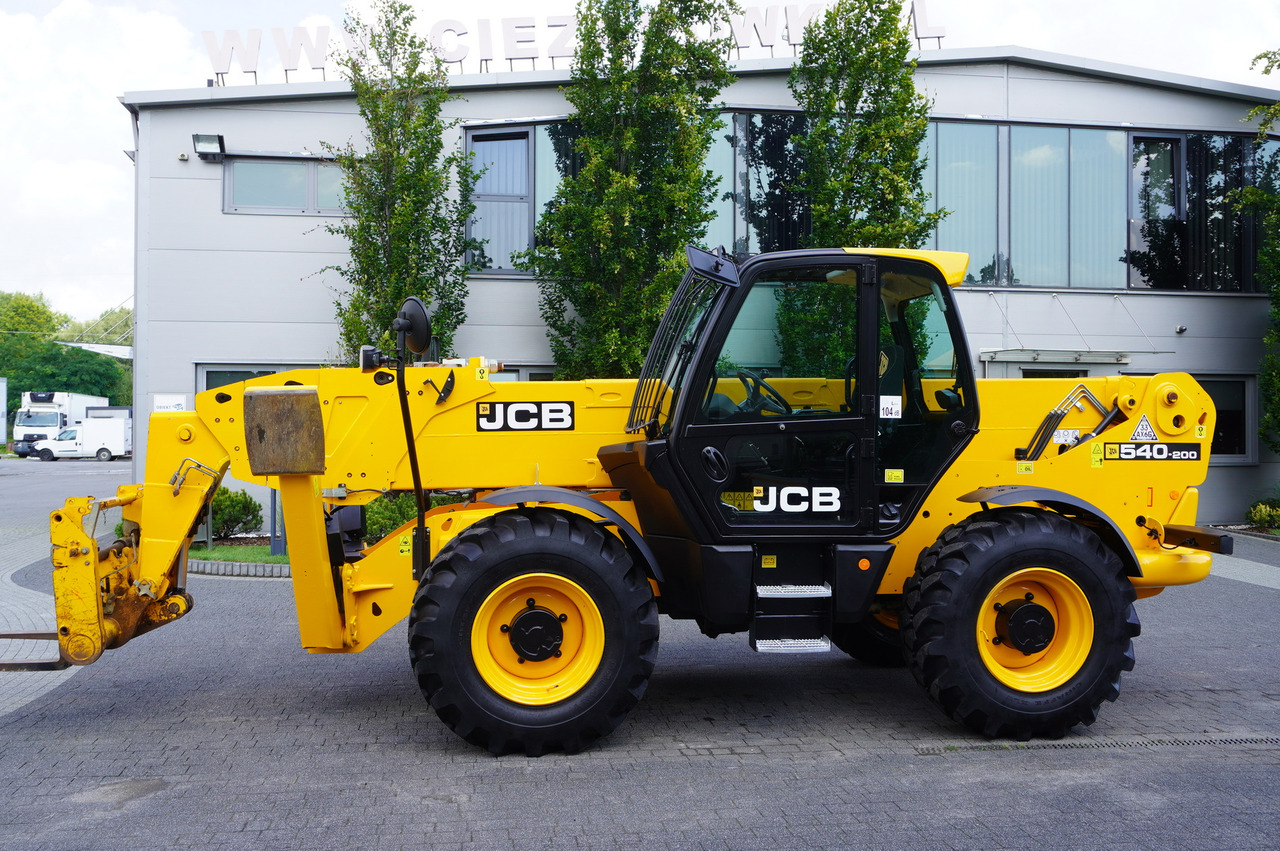 JCB 540-200 Telescopic Loader / 20 m reach / joystick - Teleskooprataslaadur: pilt 3 JCB 540-200 Telescopic Loader / 20 m reach / joystick - Teleskooprataslaadur: pilt 3