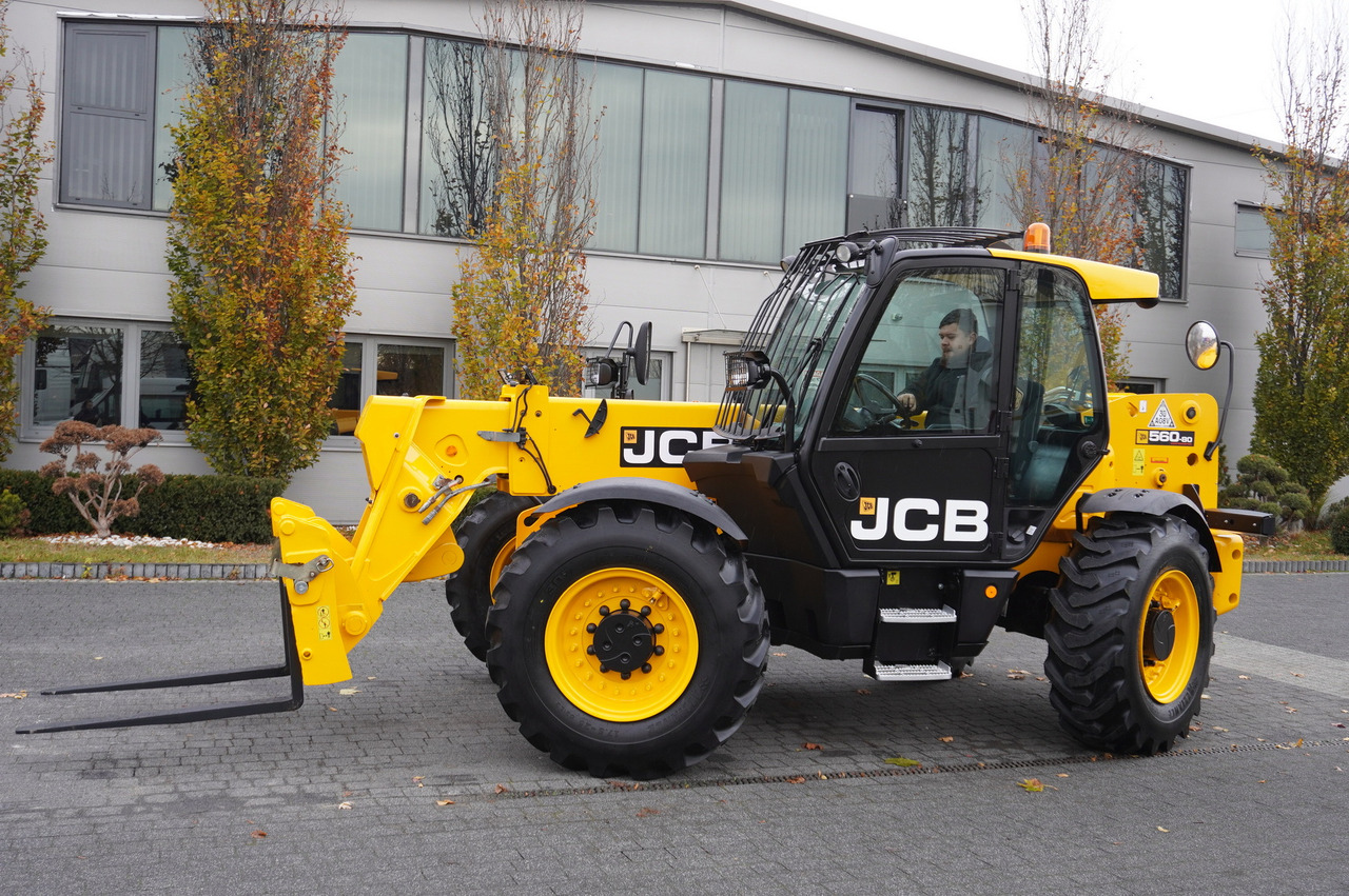 JCB 560-80 / 6 ton lifting capacity / power 146 HP - Rataslaadur: pilt 4 JCB 560-80 / 6 ton lifting capacity / power 146 HP - Rataslaadur: pilt 4
