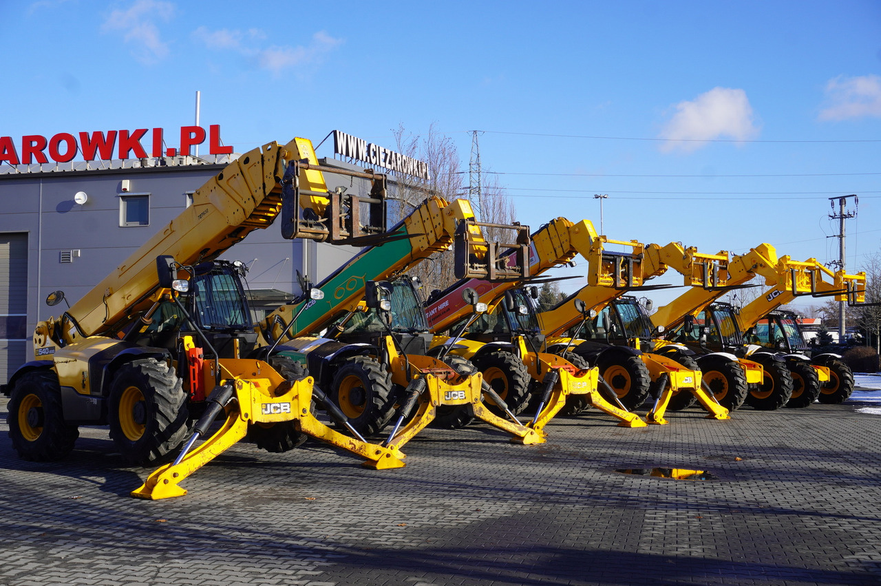 JCB 560-80 / 6 ton lifting capacity / power 146 HP - Teleskooprataslaadur: pilt 1 JCB 560-80 / 6 ton lifting capacity / power 146 HP - Teleskooprataslaadur: pilt 1