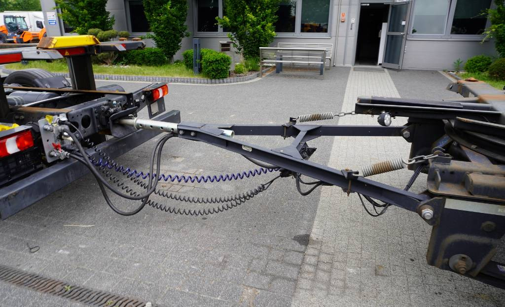 KOGEL BDF Low Deck Mega trailer - Konteinerveduk/ Tõstuk järelhaagis: pilt 4 KOGEL BDF Low Deck Mega trailer - Konteinerveduk/ Tõstuk järelhaagis: pilt 4