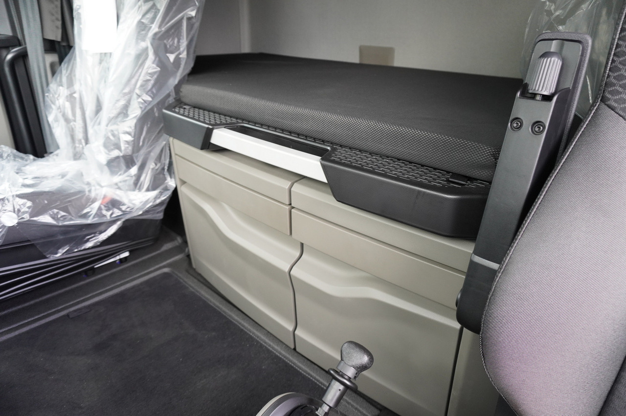 Uus Külmutiga veoauto MAN New TGX 26.400 / NEW IGLOOCAR refrigerator 20 pallets / 6×2 / 2024 / 2 units: pilt 21