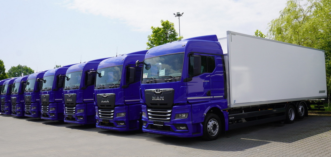 Uus Külmutiga veoauto MAN New TGX 26.400 / NEW IGLOOCAR refrigerator 20 pallets / 6×2 / 2024 / 2 units: pilt 12