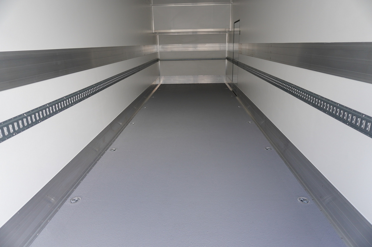 Uus Külmutiga veoauto MAN New TGX 26.400 / NEW IGLOOCAR refrigerator 20 pallets / 6×2 / 2024 / 2 units: pilt 11
