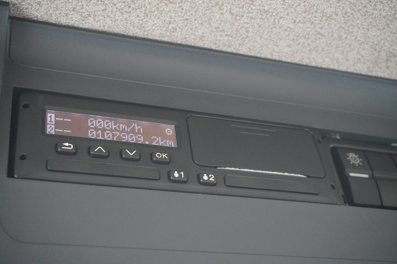 MAN TGL 12.190 / CHEREAU Refrigerator 18 PAL multitemperature / Thermoking T-1200R / 100,000 km - Külmutiga veoauto: pilt 2 MAN TGL 12.190 / CHEREAU Refrigerator 18 PAL multitemperature / Thermoking T-1200R / 100,000 km - Külmutiga veoauto: pilt 2