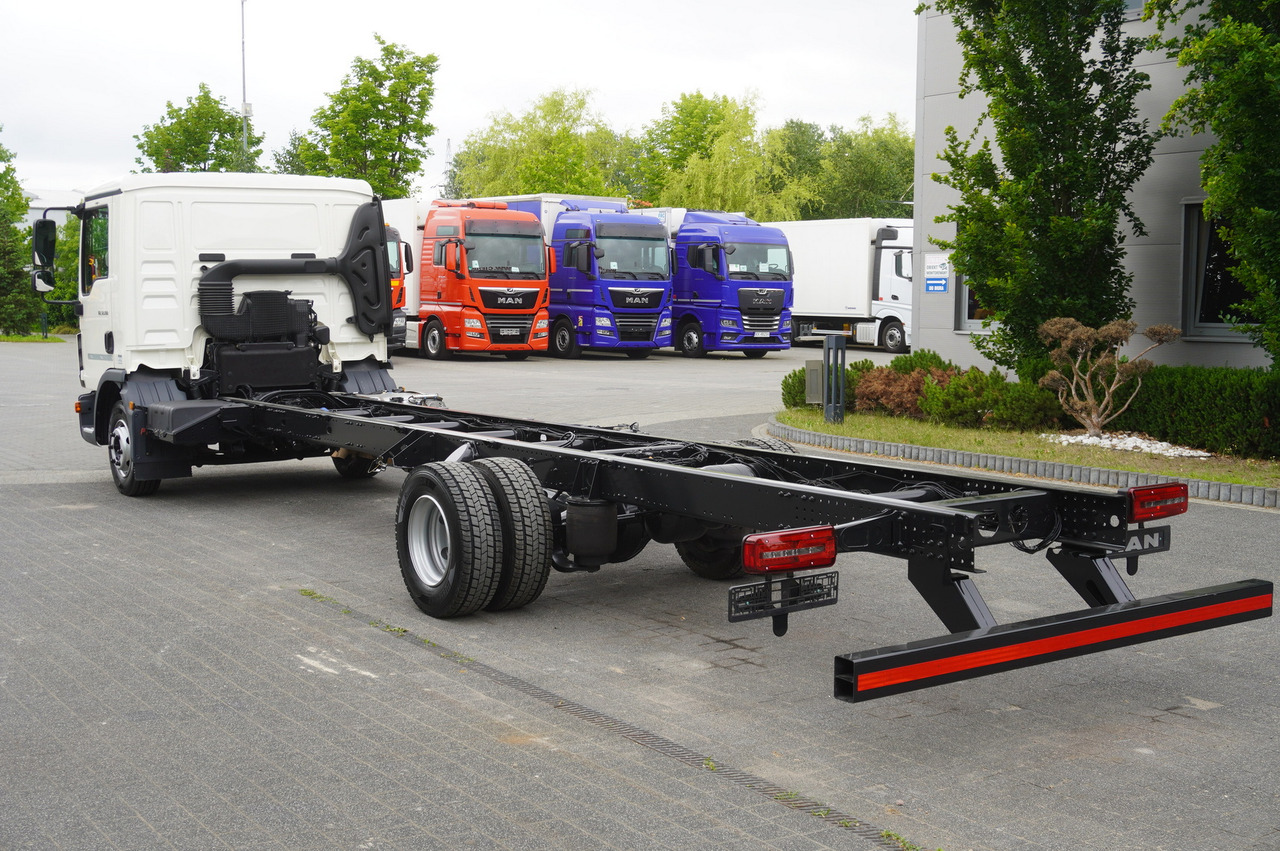 MAN TGL 12.190 / Chassis 8 m / 100 tho. km - Kabiinišassiiga veoauto: pilt 4 MAN TGL 12.190 / Chassis 8 m / 100 tho. km - Kabiinišassiiga veoauto: pilt 4