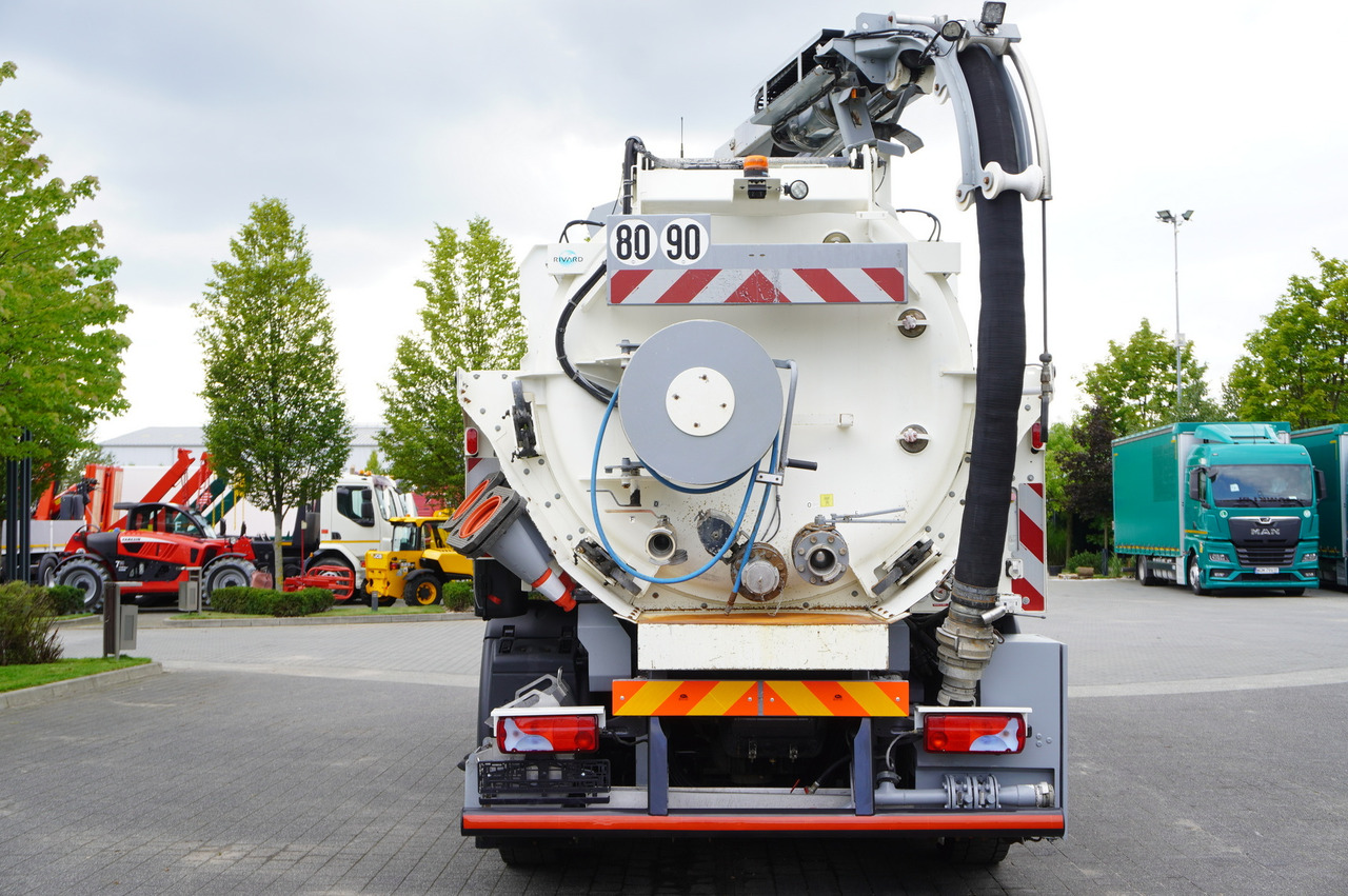 MAN TGM 26.340 E6 / RIVARD sewage cleaner 11.8 m3 / 170 tho. km / steered axle - Vaakumveok: pilt 4 MAN TGM 26.340 E6 / RIVARD sewage cleaner 11.8 m3 / 170 tho. km / steered axle - Vaakumveok: pilt 4