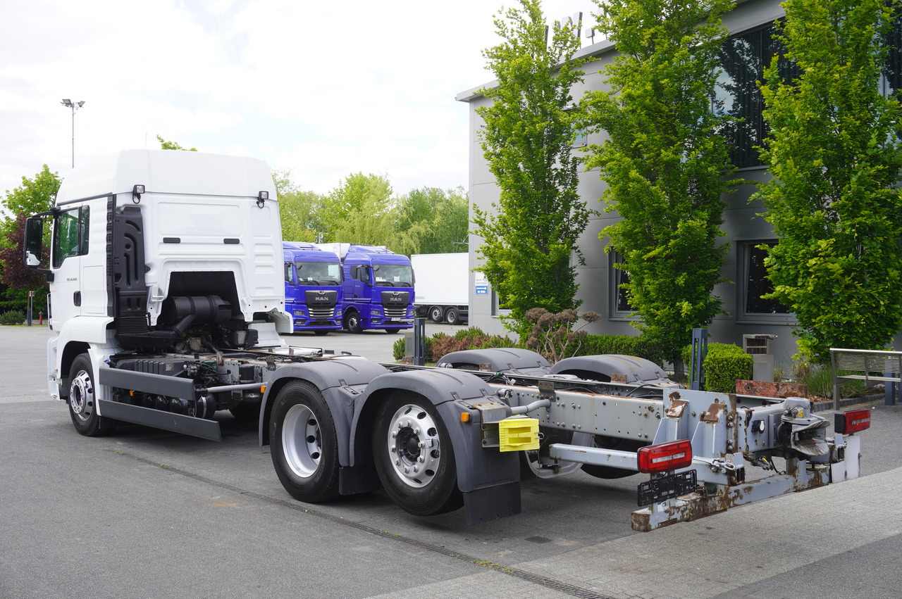 MAN TGS 26.420 / 7.5 m chassis / 14.5 t load cap. / Sleeping cab - Kabiinišassiiga veoauto: pilt 3 MAN TGS 26.420 / 7.5 m chassis / 14.5 t load cap. / Sleeping cab - Kabiinišassiiga veoauto: pilt 3