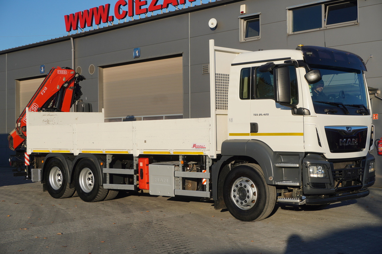 MAN TGS 26.420 E6 6x4 / Fassi F215A crane / 360 MTH! / 5.6 t capacity / 12.7 m reach / 120 tho. km! - Madelveok/ Platvormveok, Kraanaga veoauto: pilt 2 MAN TGS 26.420 E6 6x4 / Fassi F215A crane / 360 MTH! / 5.6 t capacity / 12.7 m reach / 120 tho. km! - Madelveok/ Platvormveok, Kraanaga veoauto: pilt 2