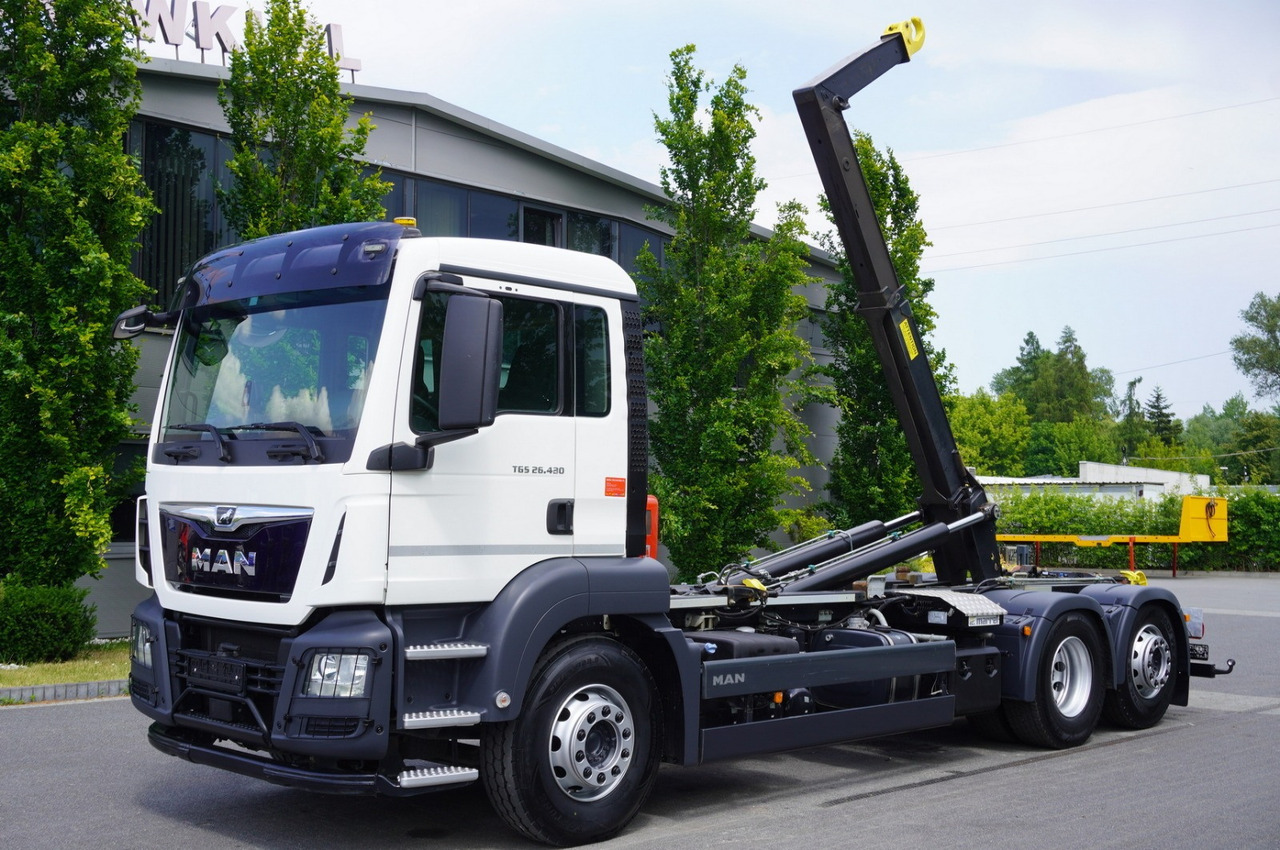 MAN TGS 26.430 E6 6x2 / HIAB Multilift hooklift - Konkstõstukiga veoauto: pilt 2 MAN TGS 26.430 E6 6x2 / HIAB Multilift hooklift - Konkstõstukiga veoauto: pilt 2
