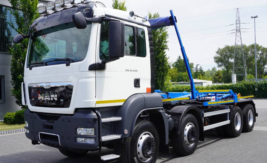 MAN TGS 35.400 8×4 HYVA LIFT 32.56 SE hooklift - Konkstõstukiga veoauto: pilt 4 MAN TGS 35.400 8×4 HYVA LIFT 32.56 SE hooklift - Konkstõstukiga veoauto: pilt 4