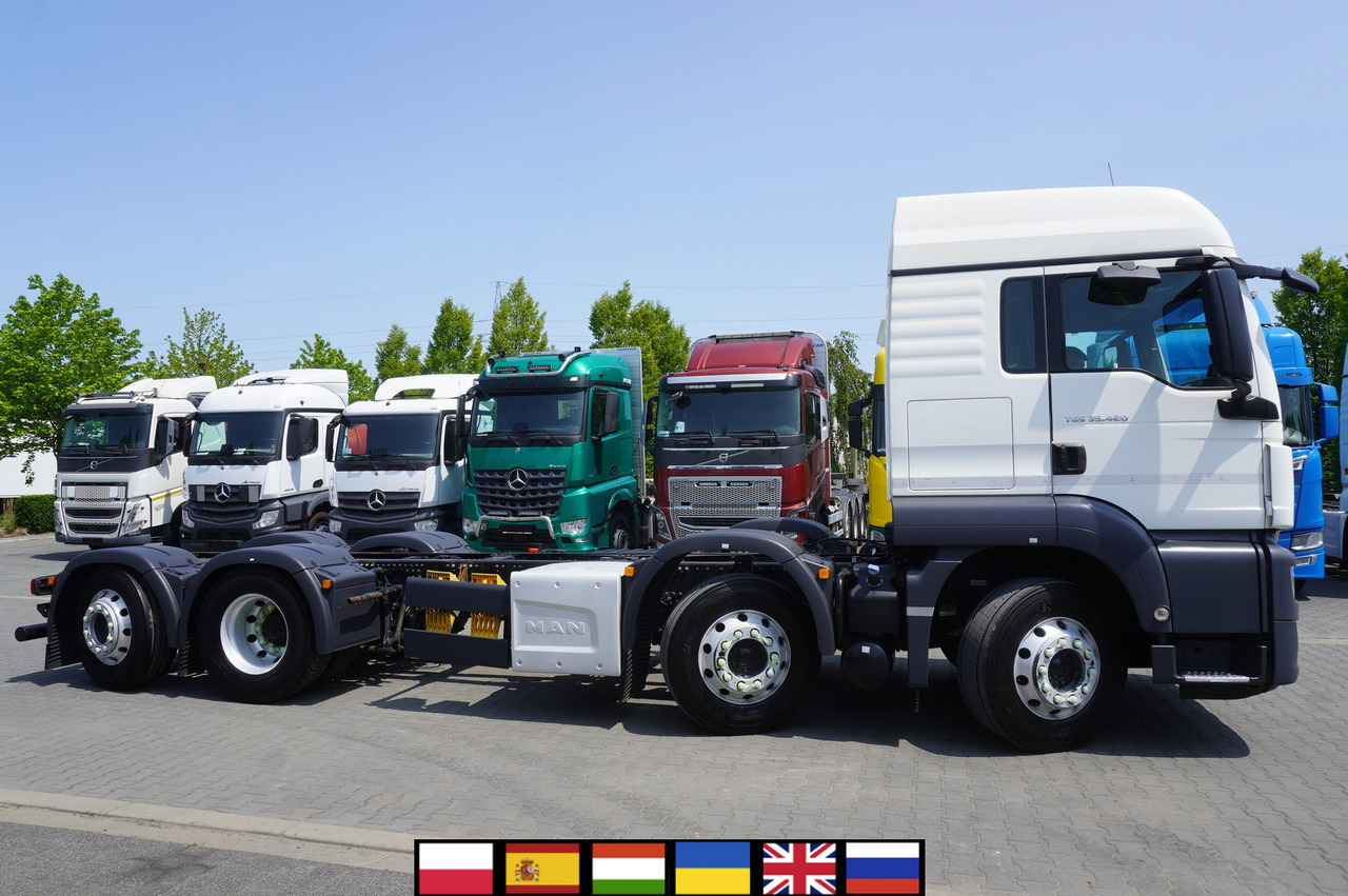 MAN TGS 35.420 8×2 / Chassis 6.4 m / 3 steered axles - Kabiinišassiiga veoauto: pilt 1 MAN TGS 35.420 8×2 / Chassis 6.4 m / 3 steered axles - Kabiinišassiiga veoauto: pilt 1