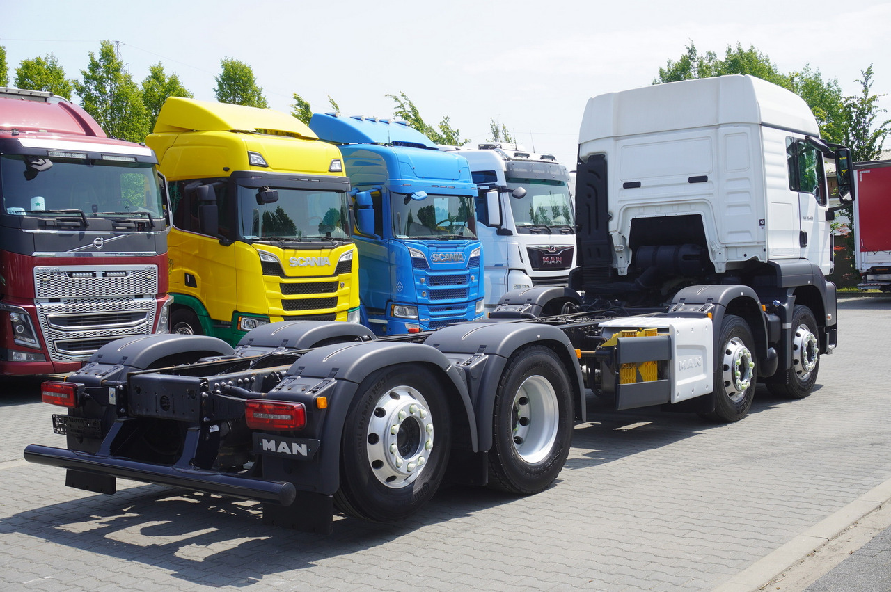 MAN TGS 35.420 8x2 / Chassis 6.4 m / 3 steered axles - Kabiinišassiiga veoauto: pilt 5 MAN TGS 35.420 8x2 / Chassis 6.4 m / 3 steered axles - Kabiinišassiiga veoauto: pilt 5