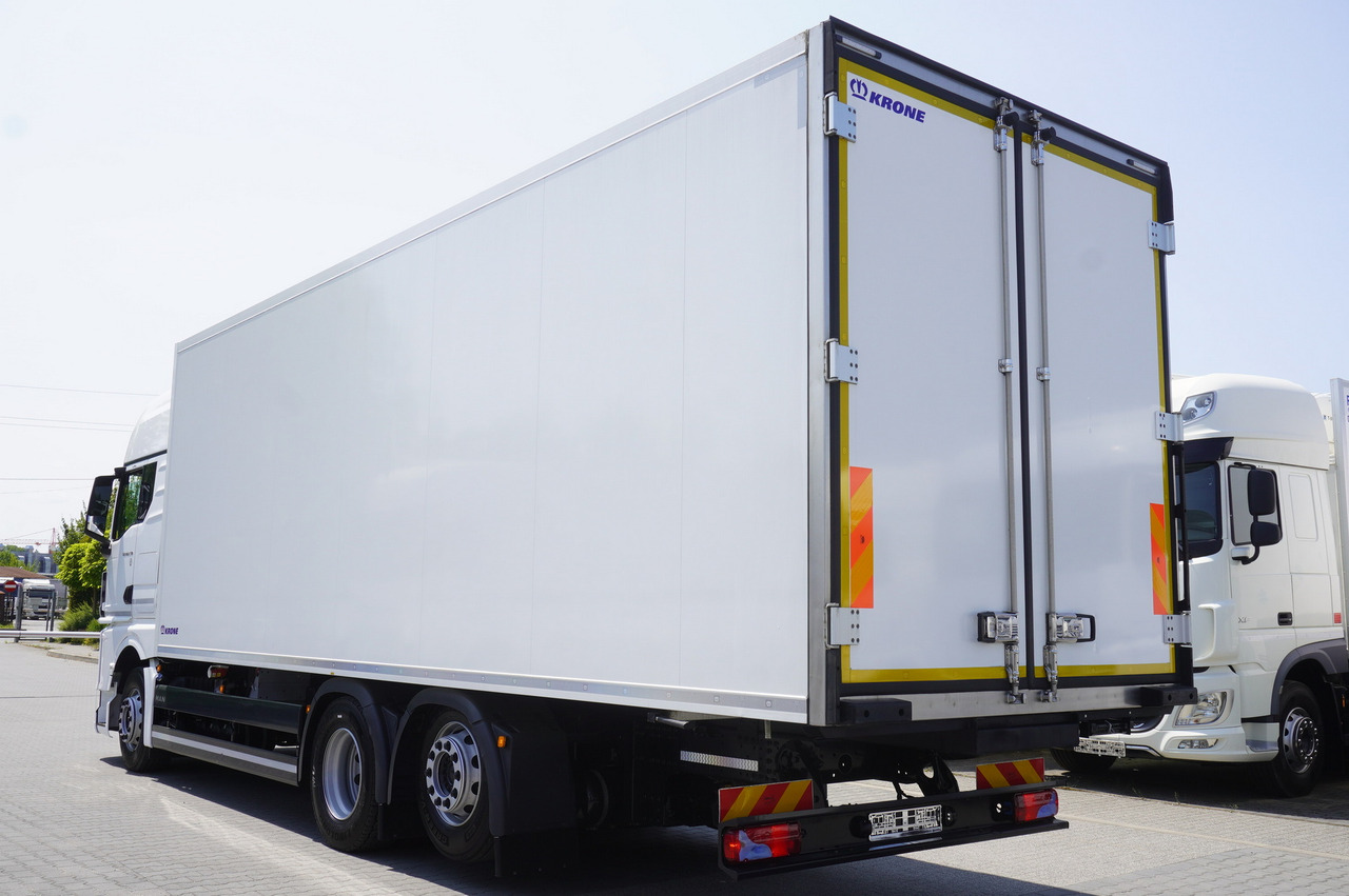 MAN TGX 26.470 / 2022 / Krone Refrigerator 40 EPAL Multitemp Dopplestock / Carrier Supra 950 MT - Külmutiga veoauto: pilt 4 MAN TGX 26.470 / 2022 / Krone Refrigerator 40 EPAL Multitemp Dopplestock / Carrier Supra 950 MT - Külmutiga veoauto: pilt 4