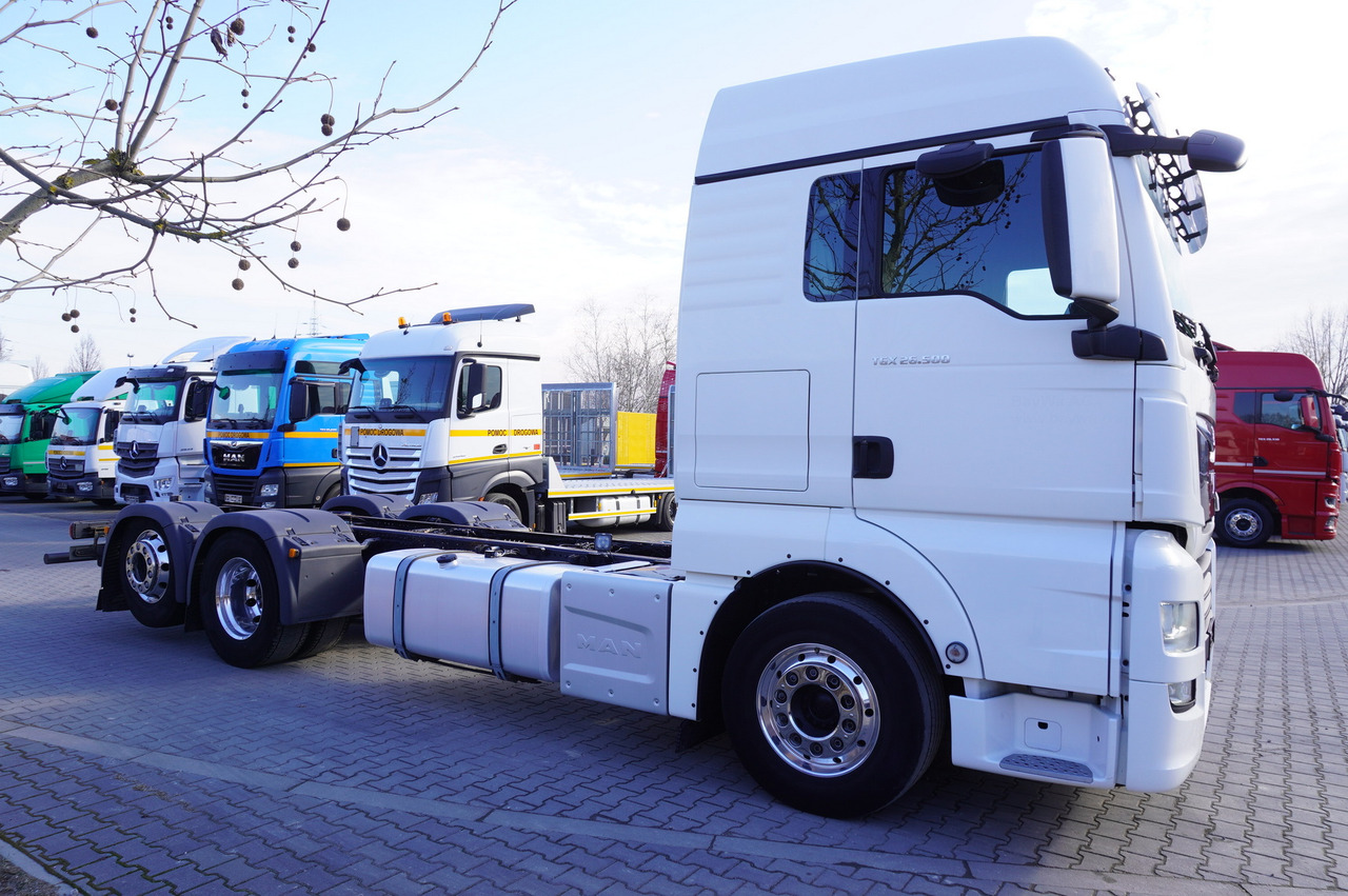 Kabiinišassiiga veoauto MAN TGX 26,500 / 500 HP / steering 3rd axle / 20 t cap. / Chassis 6.5 m: pilt 7