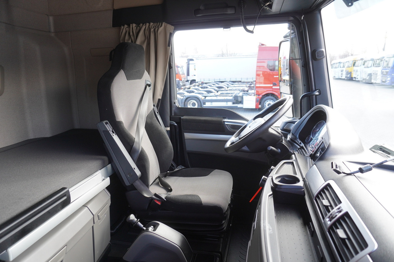Kabiinišassiiga veoauto MAN TGX 26,500 / 500 HP / steering 3rd axle / 20 t cap. / Chassis 6.5 m: pilt 28