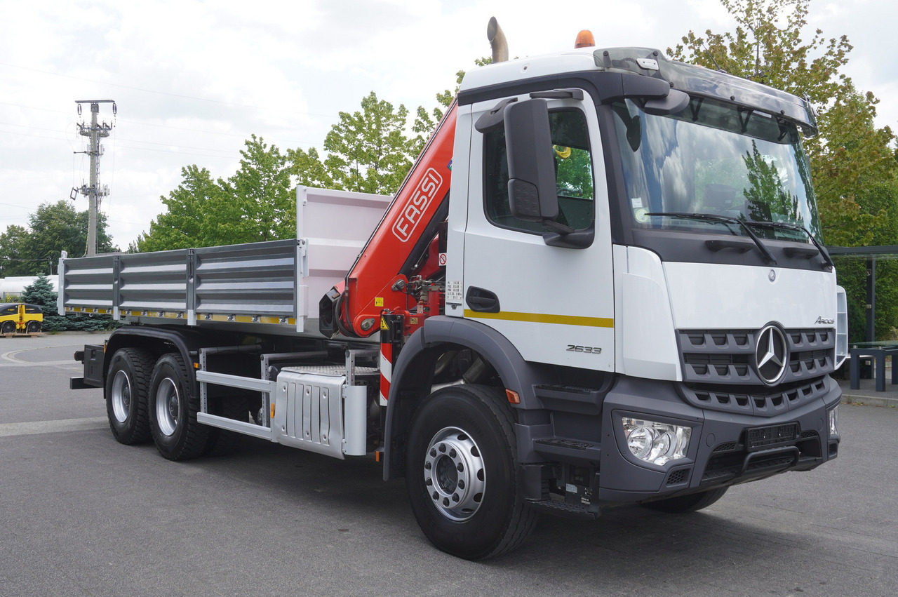 Madelveok/ Platvormveok, Kraanaga veoauto MERCEDES-BENZ AROCS 2633 6x4 / 5.5 T crane FASSI F135 / Tipper 15 EPAL: pilt 10