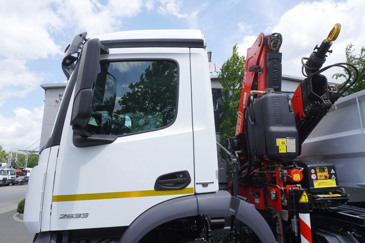Madelveok/ Platvormveok, Kraanaga veoauto MERCEDES-BENZ AROCS 2633 6x4 / 5.5 T crane FASSI F135 / Tipper 15 EPAL: pilt 21