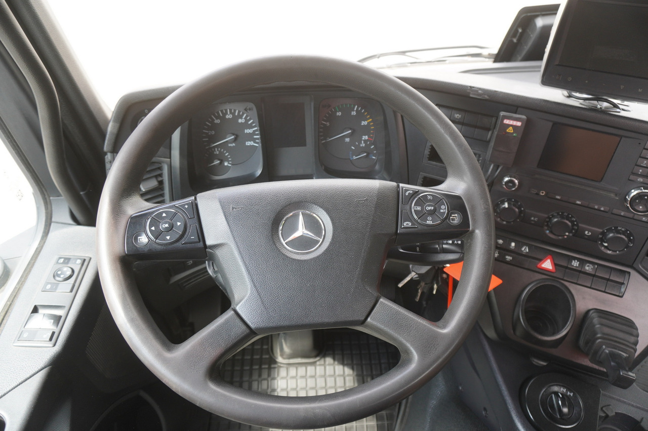 Madelveok/ Platvormveok, Kraanaga veoauto MERCEDES-BENZ AROCS 2633 6x4 / 5.5 T crane FASSI F135 / Tipper 15 EPAL: pilt 24