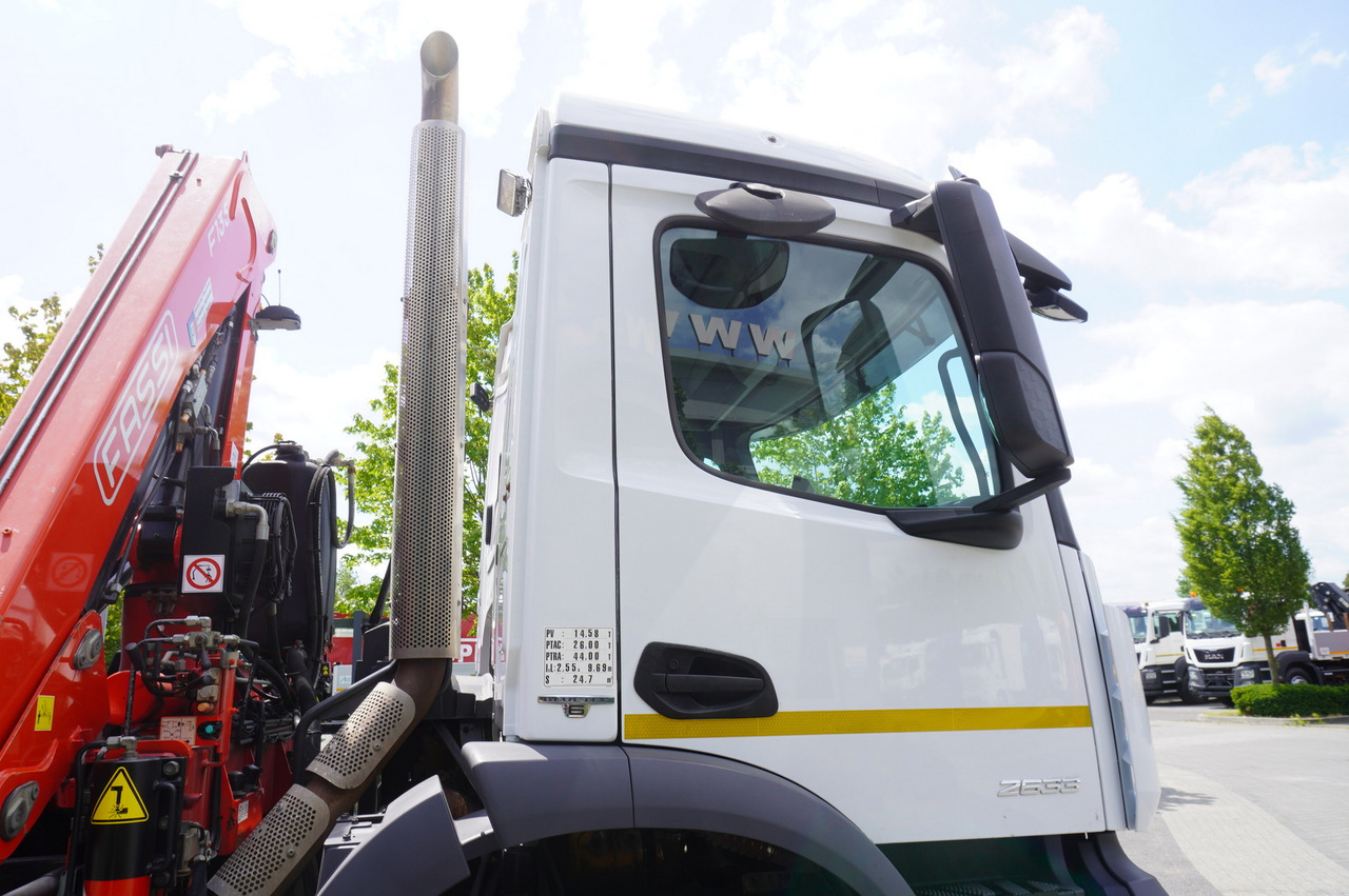 Madelveok/ Platvormveok, Kraanaga veoauto MERCEDES-BENZ AROCS 2633 6x4 / 5.5 T crane FASSI F135 / Tipper 15 EPAL: pilt 19