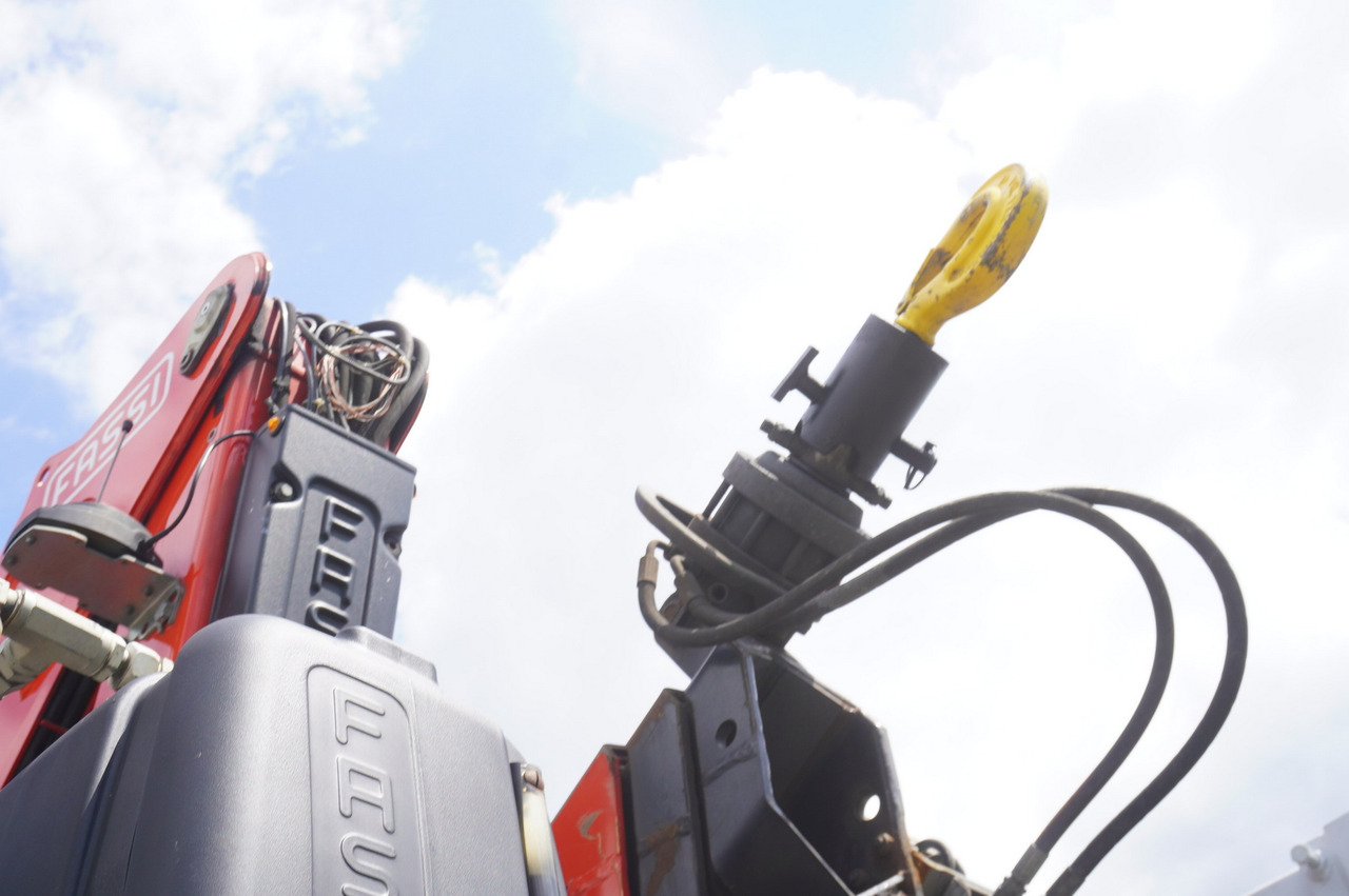 Madelveok/ Platvormveok, Kraanaga veoauto MERCEDES-BENZ AROCS 2633 6x4 / 5.5 T crane FASSI F135 / Tipper 15 EPAL: pilt 14