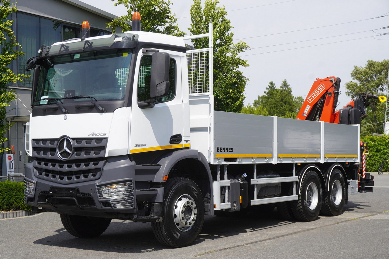 MERCEDES-BENZ AROCS 2636 Flatbed / HDS FASSI F175 7.7 T / 150,000 km - Madelveok/ Platvormveok, Kraanaga veoauto: pilt 3 MERCEDES-BENZ AROCS 2636 Flatbed / HDS FASSI F175 7.7 T / 150,000 km - Madelveok/ Platvormveok, Kraanaga veoauto: pilt 3