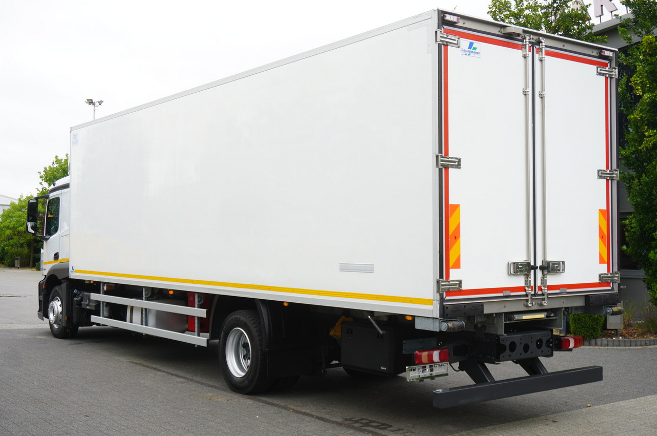MERCEDES-BENZ Actros 1824 / Refrigerator 22 EPAL / Carrier Supra 950 / Sleeping cabin - Külmutiga veoauto: pilt 2 MERCEDES-BENZ Actros 1824 / Refrigerator 22 EPAL / Carrier Supra 950 / Sleeping cabin - Külmutiga veoauto: pilt 2