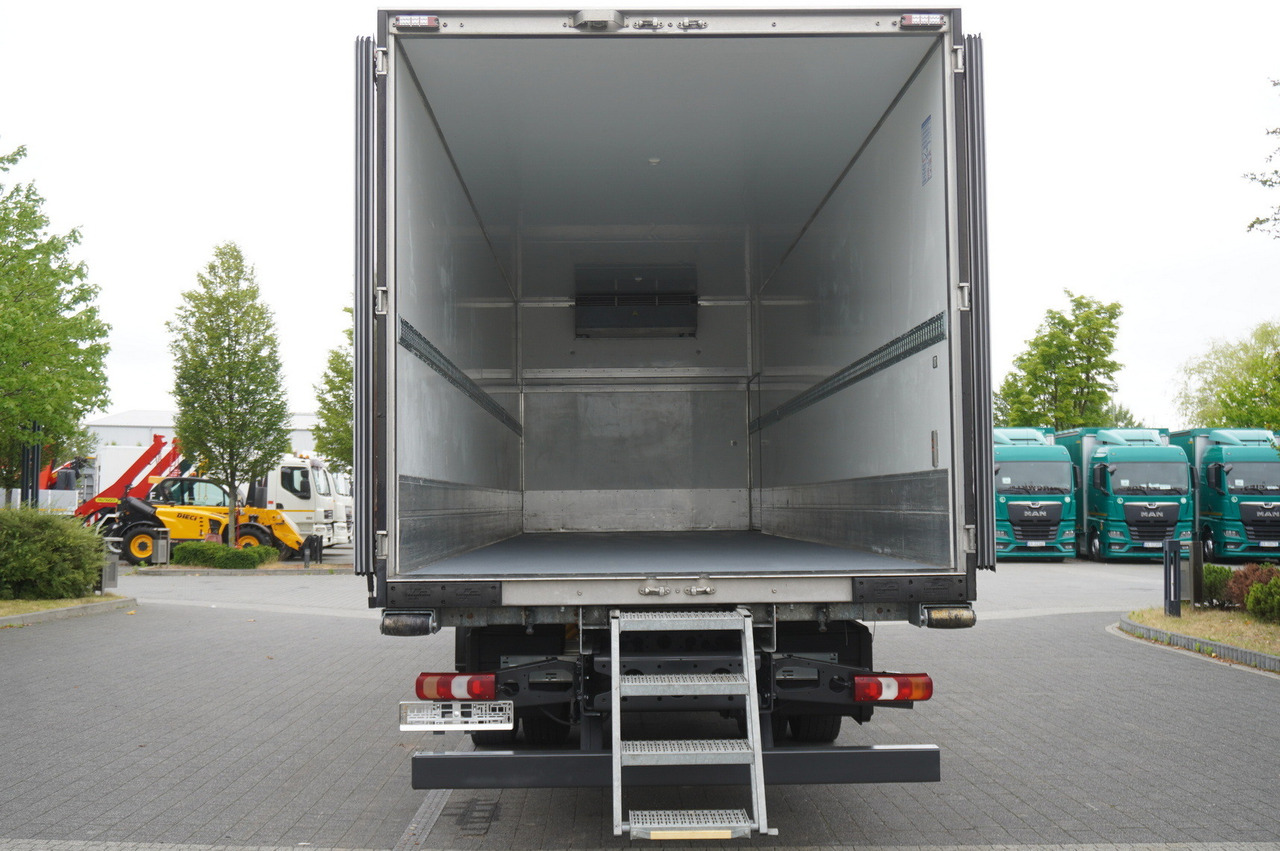 MERCEDES-BENZ Actros 1824 / Refrigerator 22 EPAL / Carrier Supra 950 / Sleeping cabin - Külmutiga veoauto: pilt 3 MERCEDES-BENZ Actros 1824 / Refrigerator 22 EPAL / Carrier Supra 950 / Sleeping cabin - Külmutiga veoauto: pilt 3