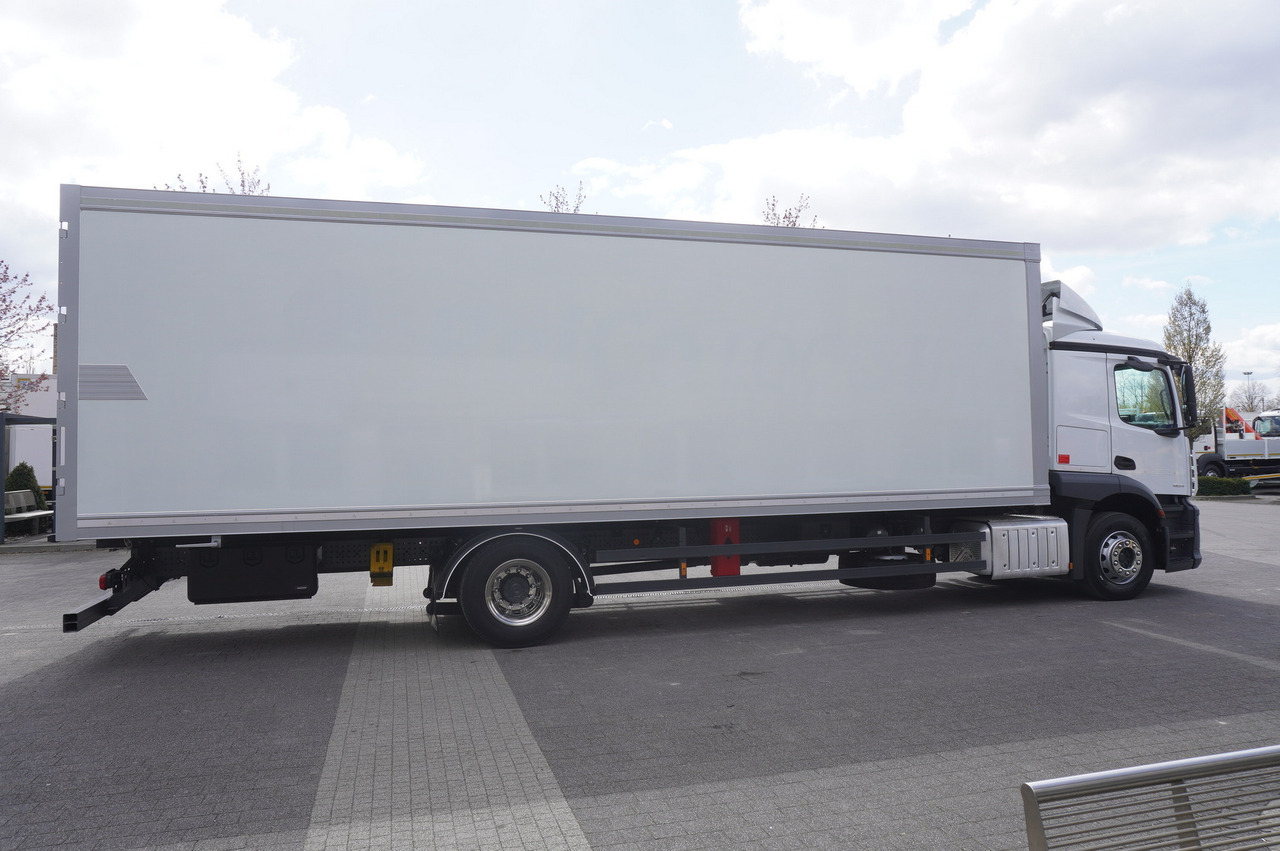 MERCEDES-BENZ Actros 1824 / Refrigerator / Carrier Supra 1250 / Sleeping cabin - Külmutiga veoauto: pilt 2 MERCEDES-BENZ Actros 1824 / Refrigerator / Carrier Supra 1250 / Sleeping cabin - Külmutiga veoauto: pilt 2