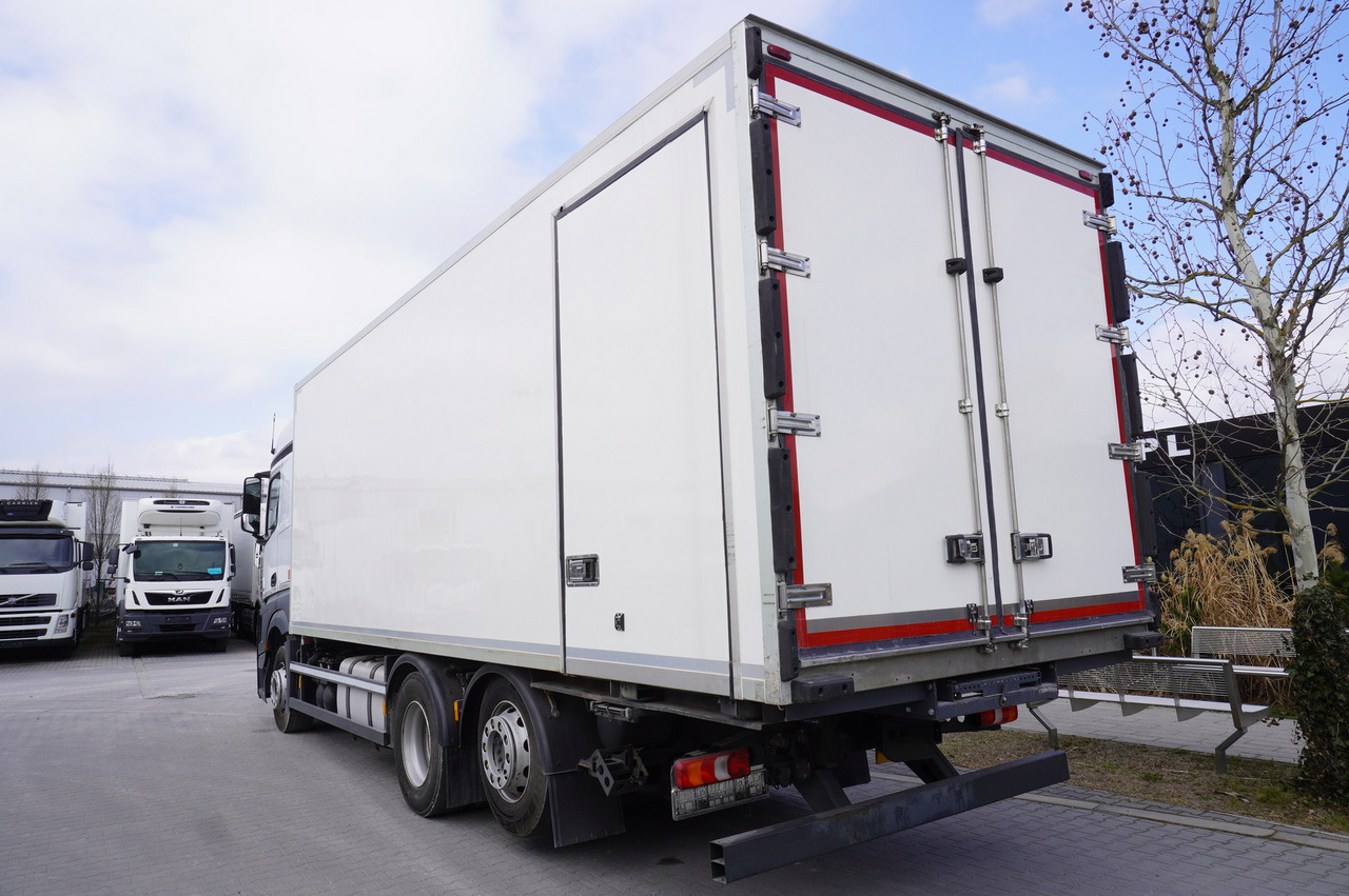 MERCEDES-BENZ Actros 2542 / GIGA cabin / Thermoking 1000R - Külmutiga veoauto: pilt 3 MERCEDES-BENZ Actros 2542 / GIGA cabin / Thermoking 1000R - Külmutiga veoauto: pilt 3