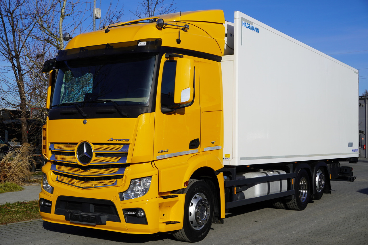 MERCEDES-BENZ Actros 2543 E6 6×2 / Refrigerated truck / ATP/FRC / 20 pallets / 260000 km!!! - Külmutiga veoauto: pilt 3 MERCEDES-BENZ Actros 2543 E6 6×2 / Refrigerated truck / ATP/FRC / 20 pallets / 260000 km!!! - Külmutiga veoauto: pilt 3