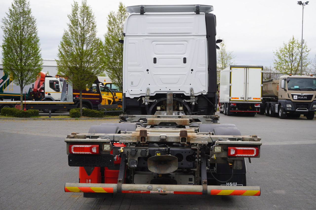 MERCEDES-BENZ Actros 2545 / 2021 / BDF / sleeper cab - Konteinerveduk/ Tõstukiga veoauto: pilt 4 MERCEDES-BENZ Actros 2545 / 2021 / BDF / sleeper cab - Konteinerveduk/ Tõstukiga veoauto: pilt 4