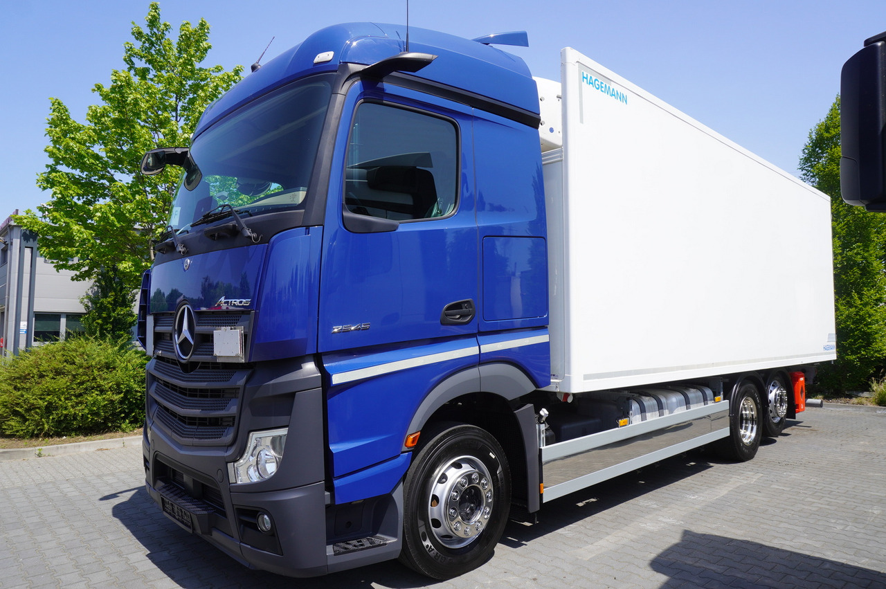 MERCEDES-BENZ Actros 2545 / 2021 / Hagemann refrigerator Multitemperature - Külmutiga veoauto: pilt 2 MERCEDES-BENZ Actros 2545 / 2021 / Hagemann refrigerator Multitemperature - Külmutiga veoauto: pilt 2