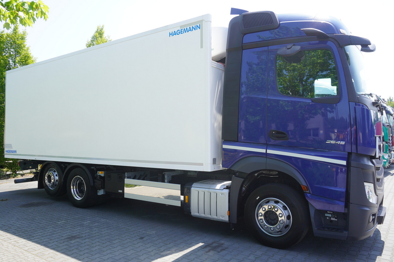 MERCEDES-BENZ Actros 2545 / 2021 / Hagemann refrigerator Multitemperature - Külmutiga veoauto: pilt 4 MERCEDES-BENZ Actros 2545 / 2021 / Hagemann refrigerator Multitemperature - Külmutiga veoauto: pilt 4