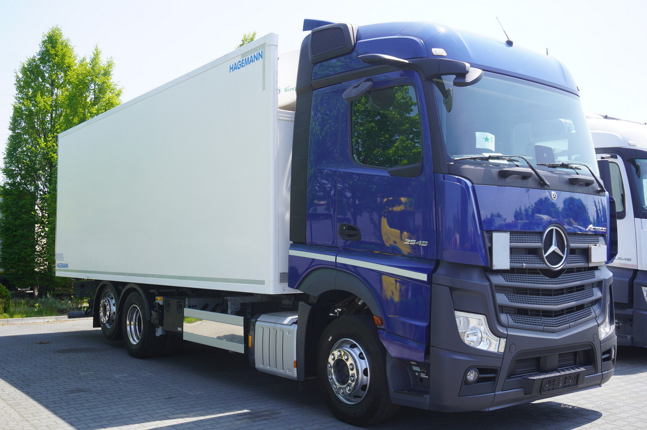 MERCEDES-BENZ Actros 2545 / 2021 / Hagemann refrigerator Multitemperature - Külmutiga veoauto: pilt 5 MERCEDES-BENZ Actros 2545 / 2021 / Hagemann refrigerator Multitemperature - Külmutiga veoauto: pilt 5