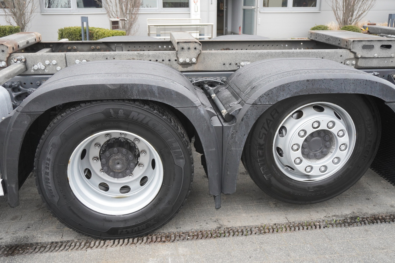 MERCEDES-BENZ Actros 2545 6×2 MP5 / ADR / several units liising MERCEDES-BENZ Actros 2545 6×2 MP5 / ADR / several units: pilt 12