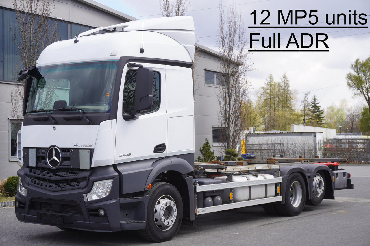 MERCEDES-BENZ Actros 2545 6×2 MP5 / FULL ADR / several units - Konteinerveduk/ Tõstukiga veoauto: pilt 1 MERCEDES-BENZ Actros 2545 6×2 MP5 / FULL ADR / several units - Konteinerveduk/ Tõstukiga veoauto: pilt 1