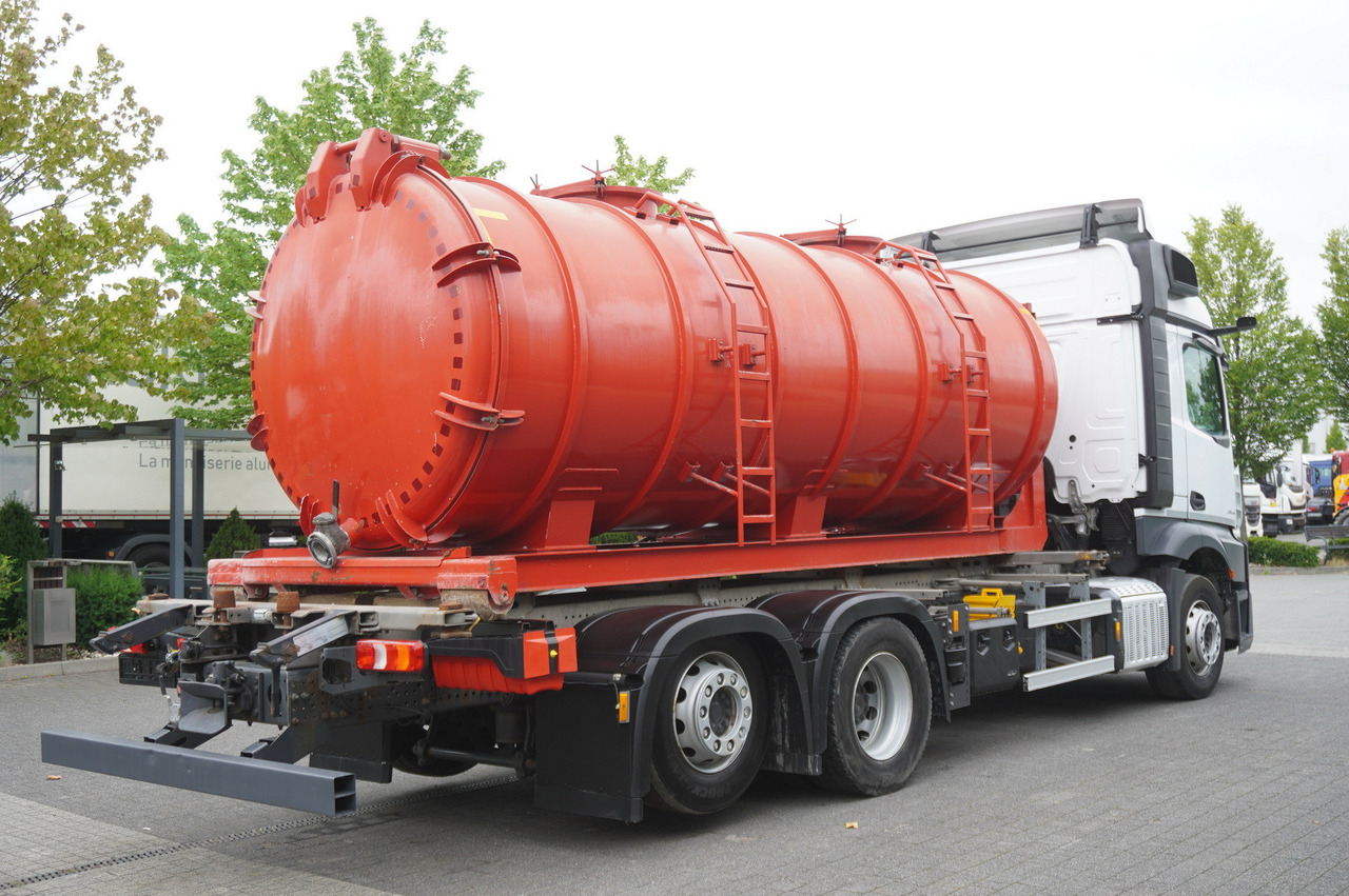 MERCEDES-BENZ Actros 2545 6 × 2 MP5 / NEW septic barrel 13000 L - Lägapütt: pilt 4 MERCEDES-BENZ Actros 2545 6 × 2 MP5 / NEW septic barrel 13000 L - Lägapütt: pilt 4